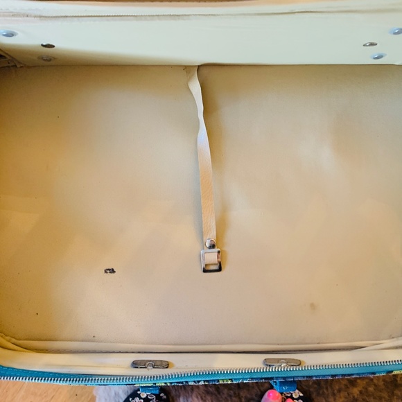 Wes Anderson Vintage 1970s Soft Suitcase - Picture 9 of 10